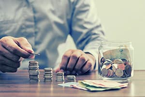 亚盘黄金延续反弹，地缘与宏观交织主导短期走势